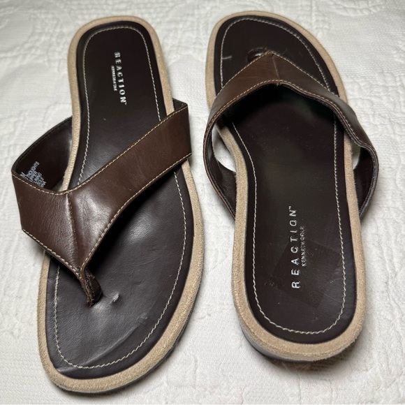 Kenneth Cole Reaction Leather Sandals Good Thoughts Style Thong Like New Size 7 - Picture 1 of 11